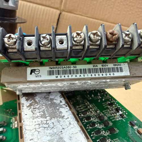 模块7MBR20SA060-50 实物如图所示，拆机所得，--议价商品