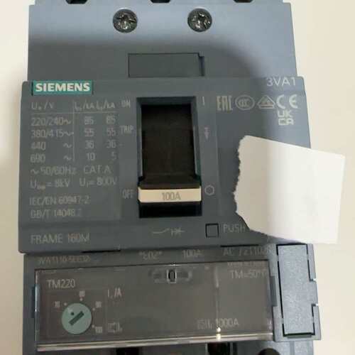 3VA1110-5EE32-0AA0西门子开关，全新无包装，--议价商品
