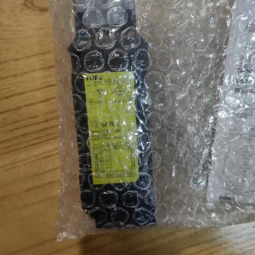 日本IDEC和泉安全门锁开关HS5L-XD7Y 4M-G--议价商品
