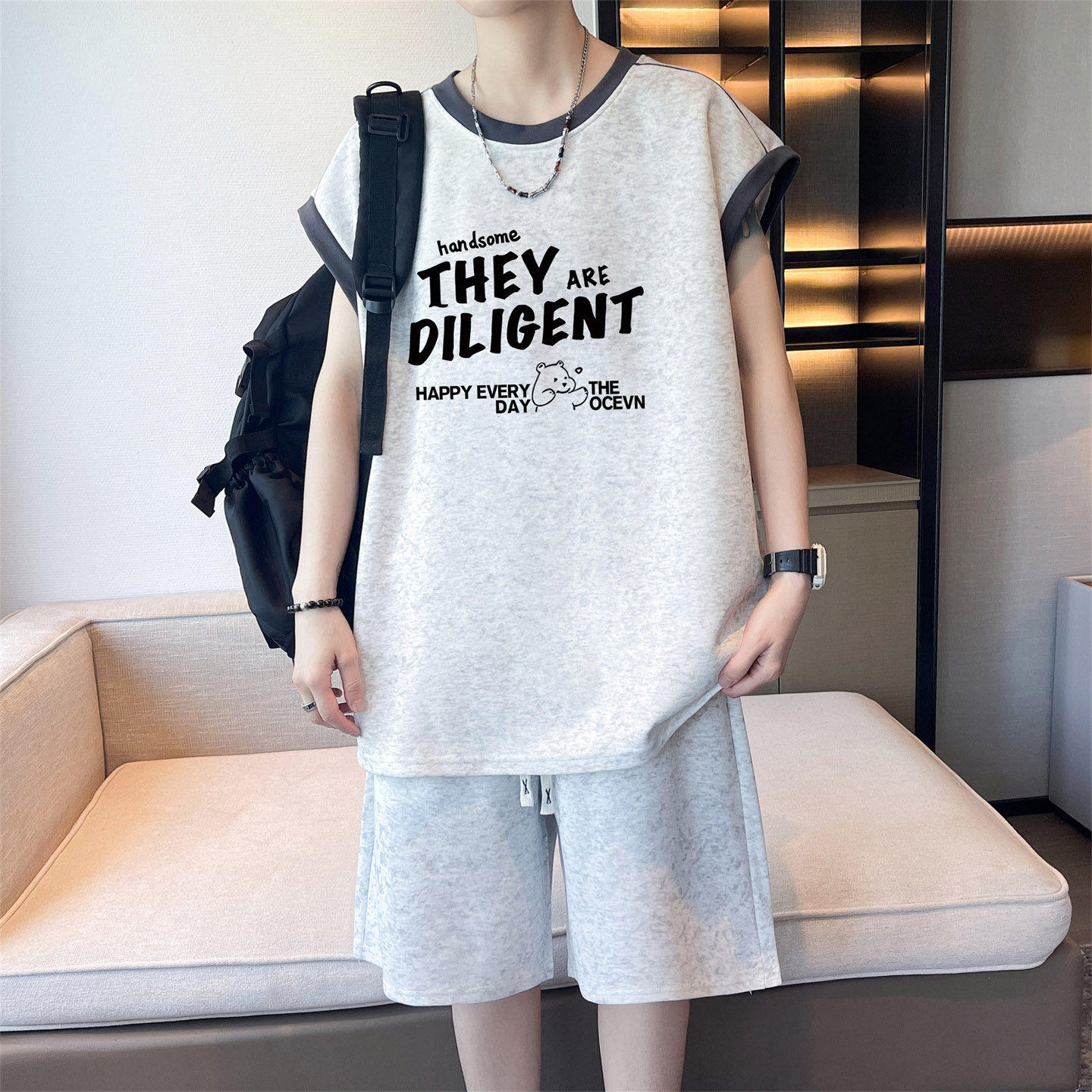 潮牌无袖t恤男孩初高中学生薄款背心短裤青少年大童夏装运动套装