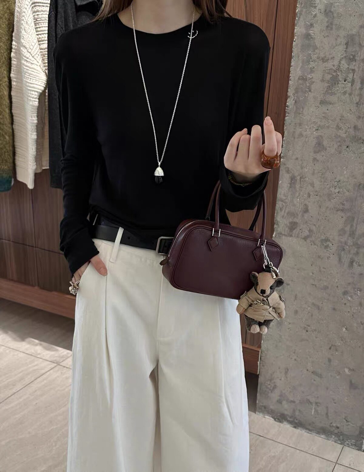 高级软糯薄款微透天丝羊毛衣女修身显瘦简约笑脸打底衫秋季新9319