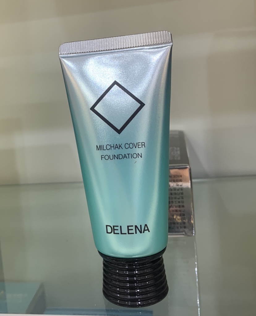 delena蝶莲娜植萃云柔雾幻隔离霜绿色 化妆品妆前修饰