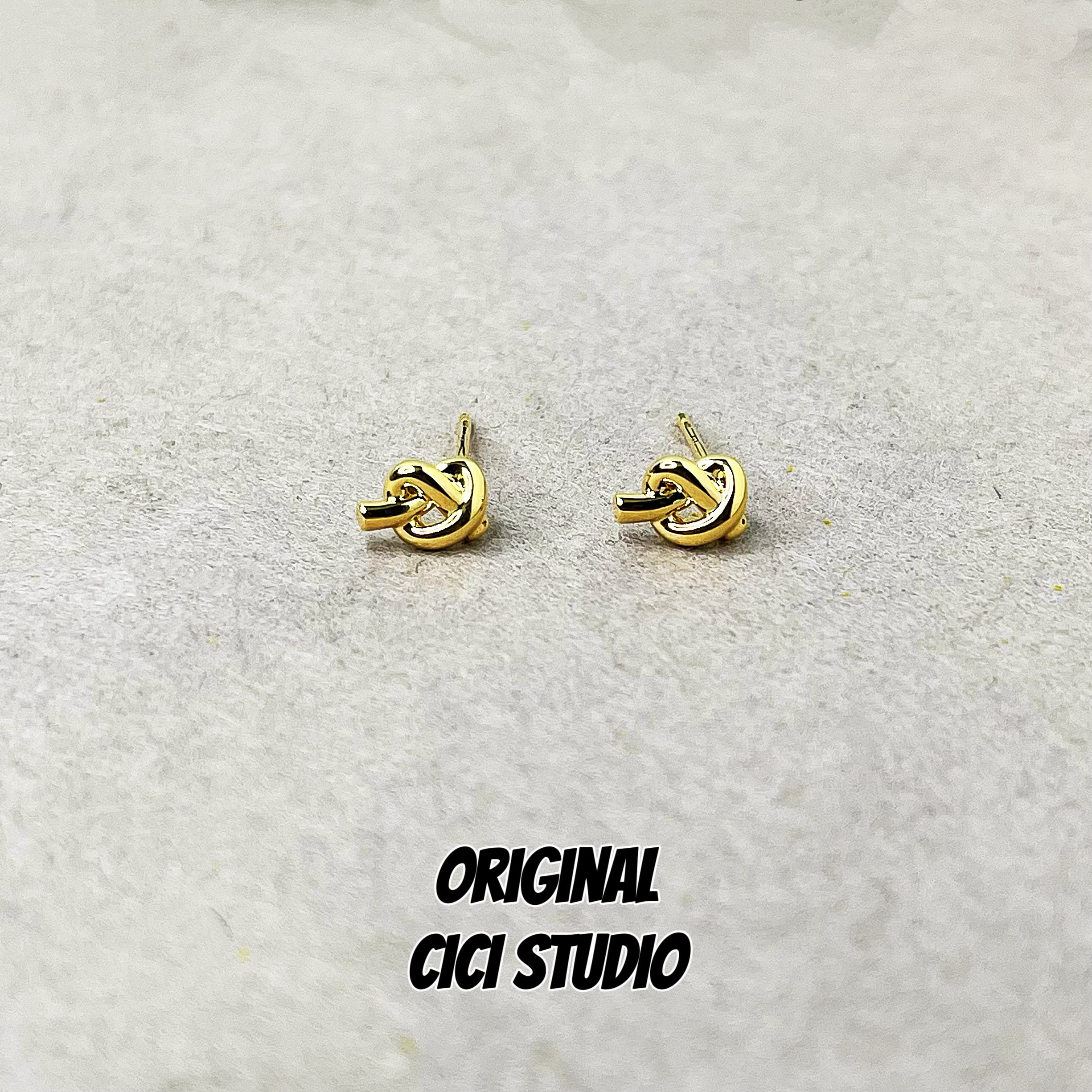 CICI小众设计极简金色线条交叉耳钉ins潮流艺术精工精致百搭耳钉,饰品/流行首饰/时尚饰品新,耳钉,淘宝优惠券,粉丝福利购,淘宝优惠卷