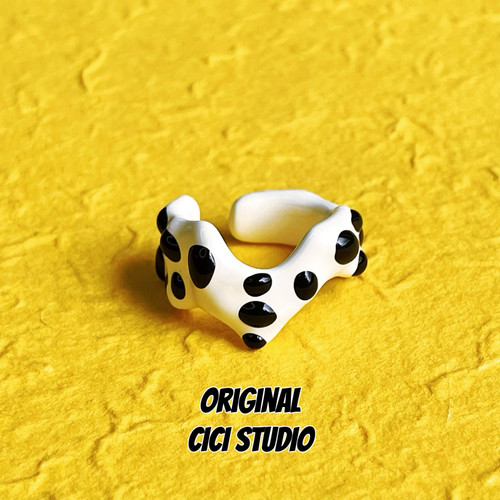 CICI STUDIO潮流艺术ins奶牛色多巴胺精工手工滴油黑白波点戒指