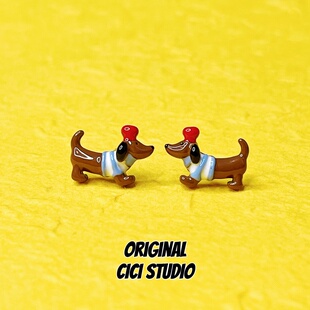 CICI STUDIO小众高级感精工咖色腊肠小狗可爱卡通耳钉多巴胺耳饰