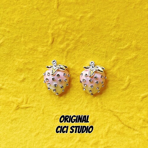 CICI STUDIO小众个性精工奶油草莓耳钉女ins高级感百搭锆石耳环