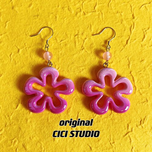 樱花粉花朵耳环甜美女