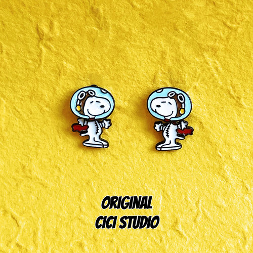 CICISTUDIO可爱史努比耳钉女卡通动漫周边分体式设计两种佩戴方式