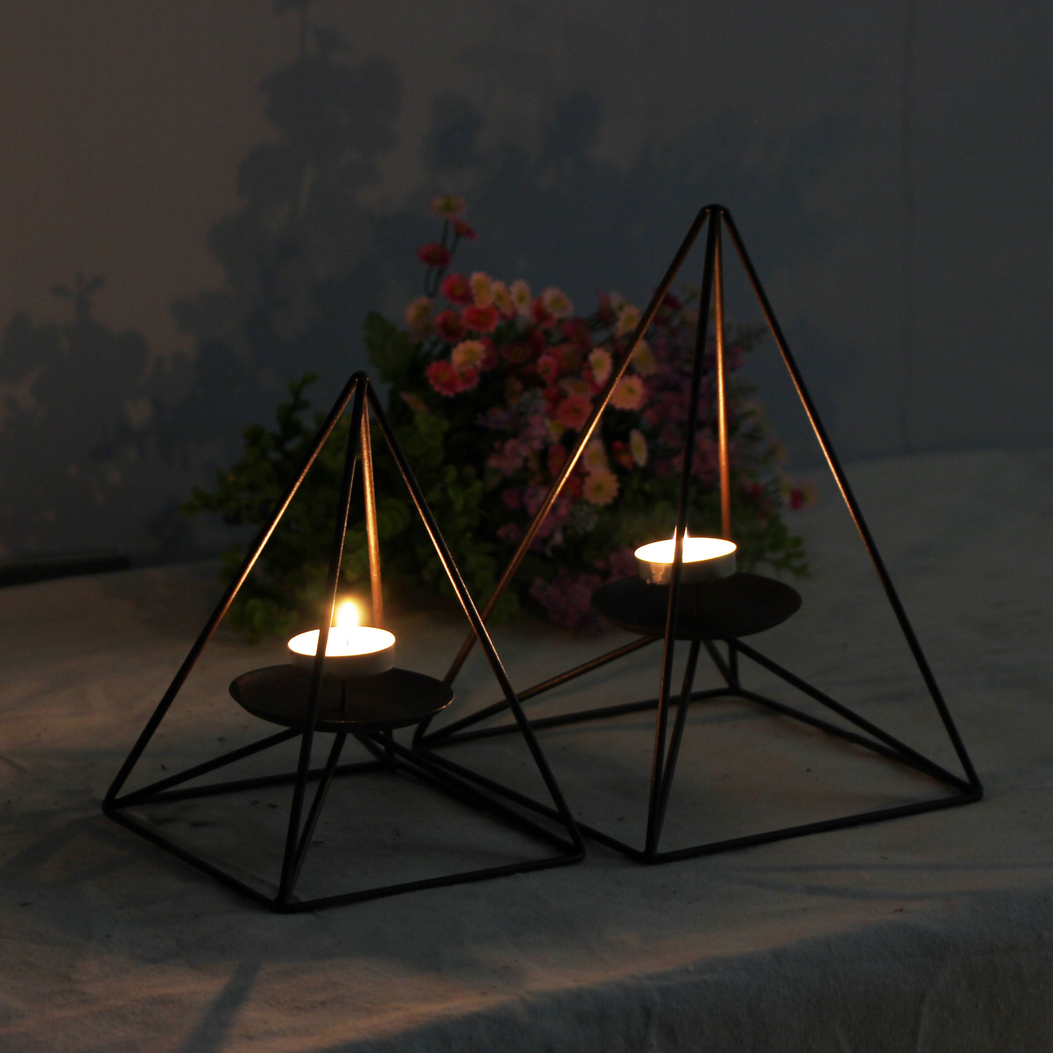 烛台欧式黑色铁艺浪漫摆件美式北欧家居装饰品现代简约创意烛台灯