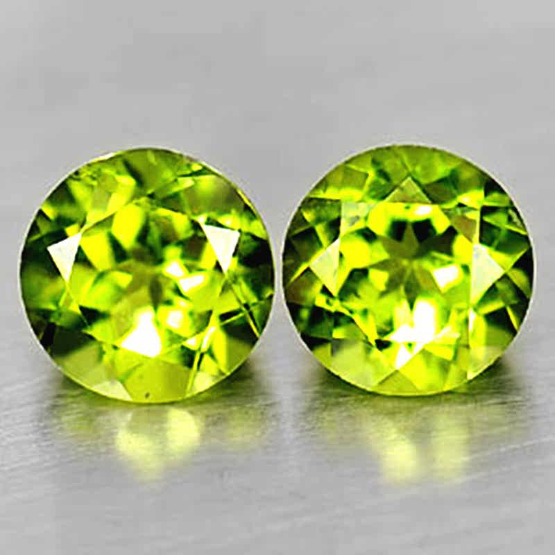 天然贵橄榄石翠绿色宝石裸石一对圆钻形耳钉吊坠共3.14克拉包邮在类目 珠宝/钻石/翡翠/黄金, 彩色宝石/贵重宝石, 其他中 - 来自Buy2taobao.com提供专业的淘宝代购服务