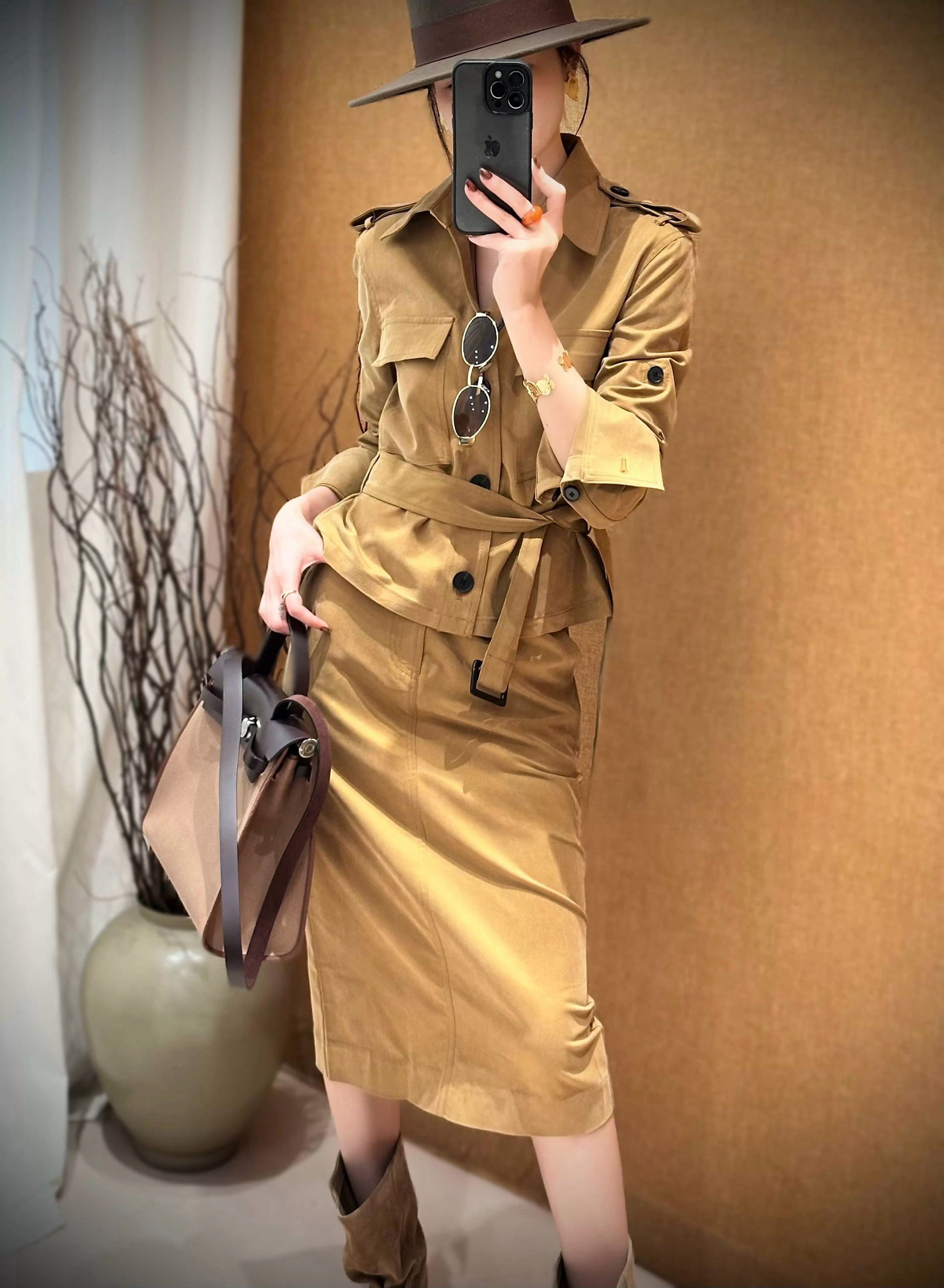 高级感铜氨丝工装两件套女秋装翻领短外套简约中长半身裙通勤穿搭