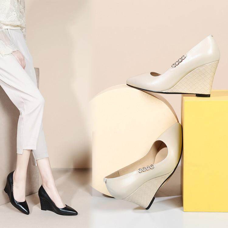 2020秋季真皮单鞋女牛皮坡跟高跟鞋尖头浅口女鞋金属杏色楔形鞋在类目 女鞋, 低帮鞋中 - 来自Buy2taobao.com提供专业的淘宝代购服务