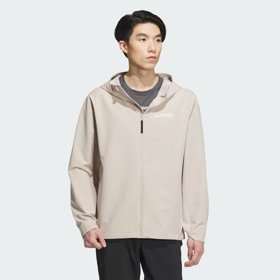 阿迪达斯WARM SFTSHEL JK男子户外运动连帽夹克外套 IL9010