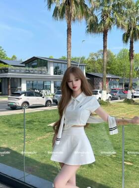 艾米any夏季新款纯欲风运动休闲三件套女短袖t恤带披肩搭包裙套装