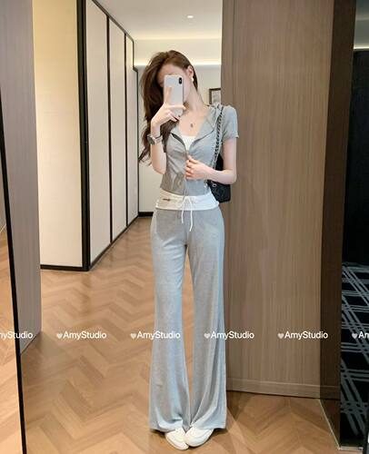 艾米Amy正版纯欲风运动休闲三件套女修身显瘦短袖高腰喇叭裤套装