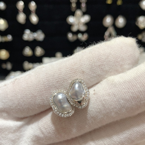 冷光澳白无核keshi包镶耳钉福利不退换