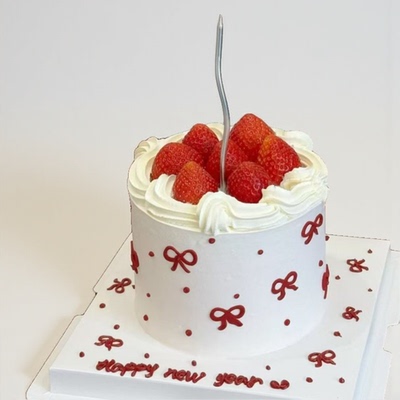 新年草莓生日蛋糕吉林辽源市东丰县东辽龙山西安同城配送家人朋友
