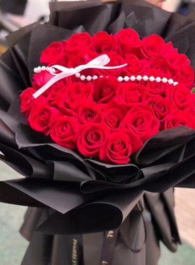 女友生日33朵红玫瑰花束唐山市路南北古冶开平丰润曹妃甸同城速递