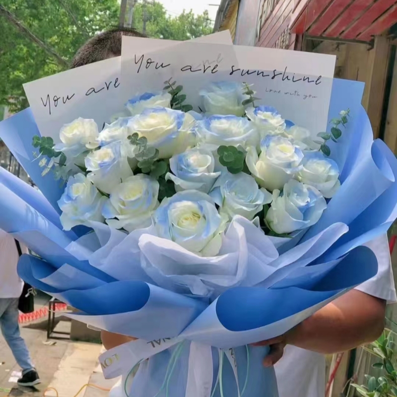 19朵碎冰蓝玫瑰鲜花束十堰市郧西竹山县竹溪房县同城配送女友生日
