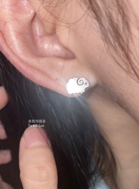 钛钢养耳软萌绵羊耳钉不掉色