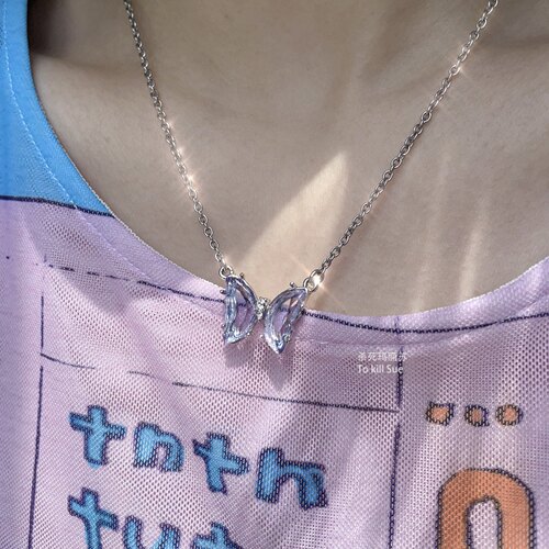 钛钢十字链女蝴蝶项链