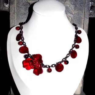 手作亚文化哥特lolita红色玫瑰项链串珠拼接项链设计高级感锁骨链
