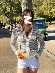 深圳南油女装2023秋冬新款条纹羊毛混纺针织开衫小香风千鸟格外套