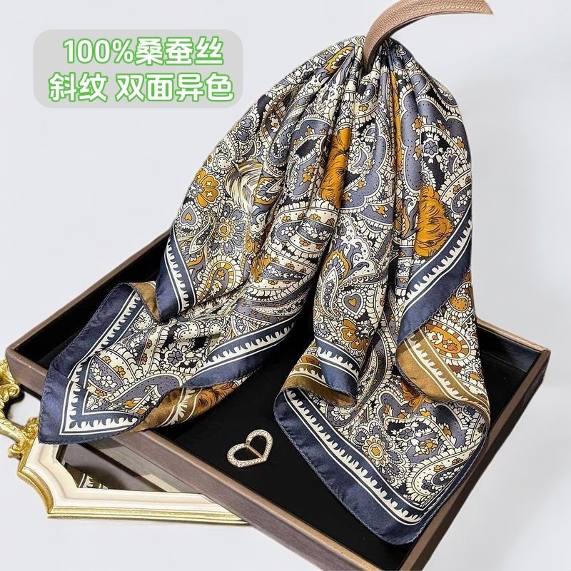 100%桑蚕丝丝巾2026春夏新款围巾腰果花时尚丝巾女真丝斜纹中方巾