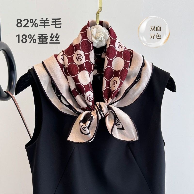 真丝羊毛小方巾双面圆点春秋百搭职业领巾冬季护颈防寒高档小围巾