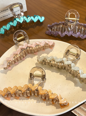 爱心抓夹女2025新款高级感