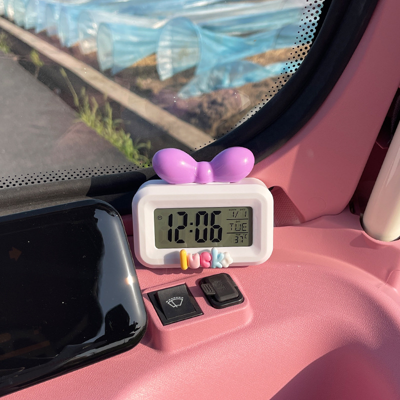 电动三轮车可爱电子时钟摆件