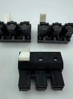 三菱M80系统伺服驱动器 UVW电源连接器3孔插头 03JFAT-SAFGDK-P15