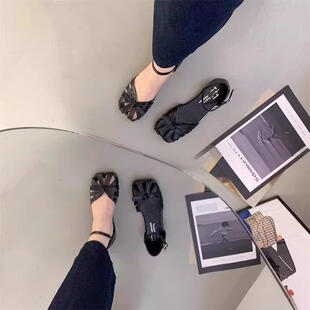 法式复古编织包头凉鞋女鞋夏季2026新款配裙子粗低跟罗马鞋猪笼鞋