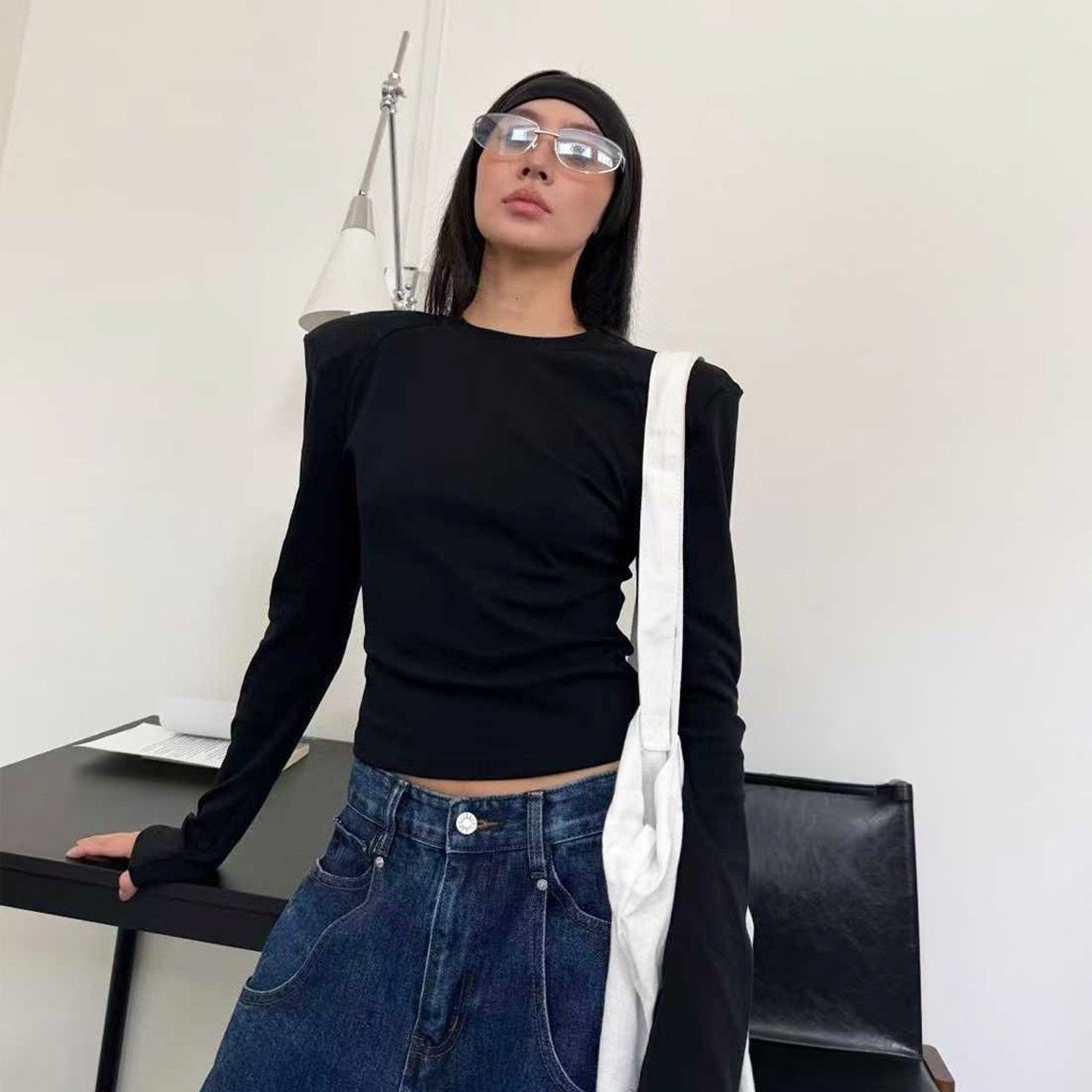 正肩t恤女2025新款春秋修身显瘦直角肩长袖打底衫女内搭垫肩上衣,女装/女士精品,T恤,淘宝优惠券,粉丝福利购,淘宝优惠卷