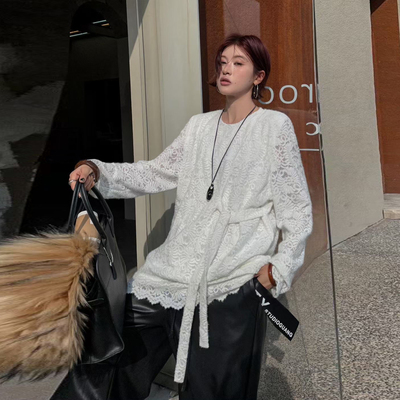 法式浪漫风V领蕾丝衫女长袖