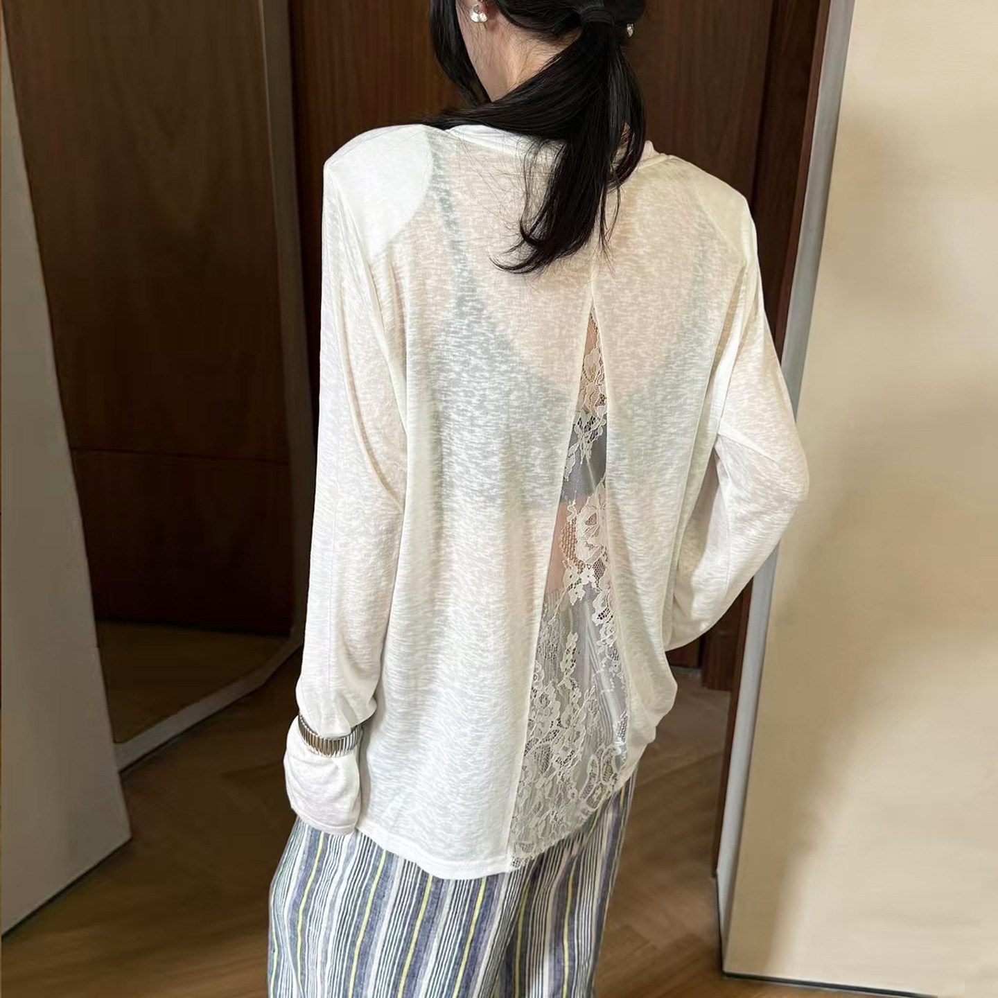 垫肩防晒衣女宽松后背开叉拼接蕾丝长袖薄款正肩v领防晒衫女t恤夏