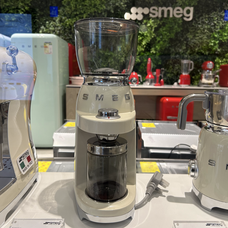 SMEG CGF01电动磨豆机 意式复古全自动家用小型咖啡豆定量研磨机 餐饮具 磨豆机 原图主图