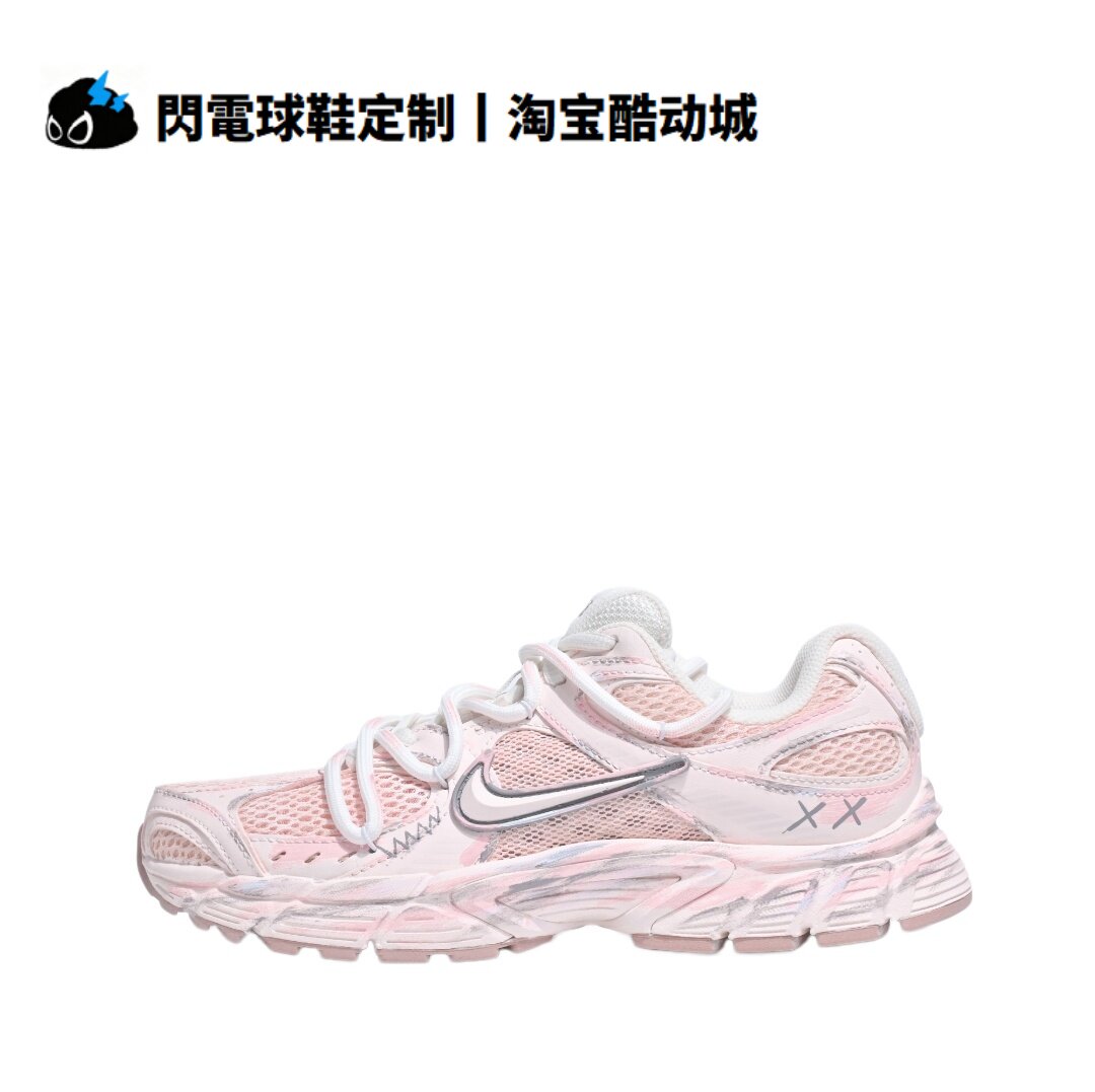 球鞋定制 Nike V5 RNR 樱花雾境 手绘油画风 复古 低帮女子跑步鞋