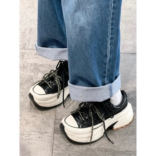 Converse匡威亮面厚底运动休闲鞋