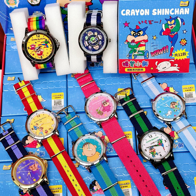 正版三福麦和蜡笔小新盲盒手表