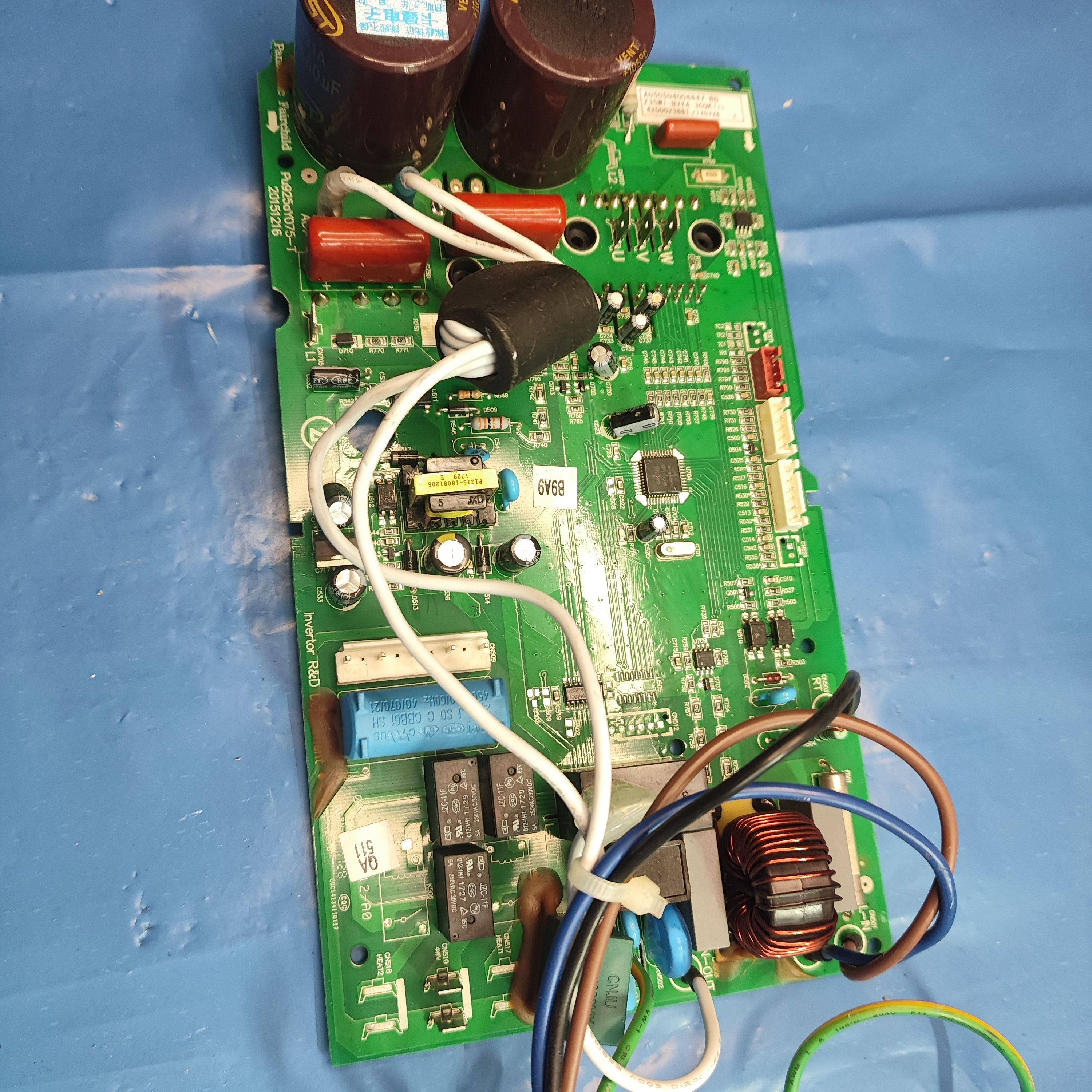 志高空调pu925ay075-t主板内机f9故障全新外机f1p7电控板控制配件