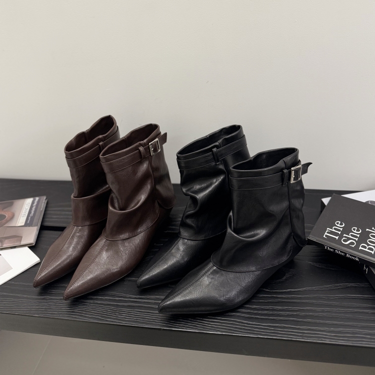 洋气款低跟尖头西部短靴