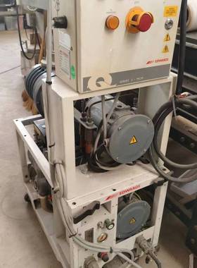 可维修爱德华干泵两台。QDP-40+QMB250一台另外