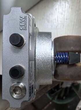 可维修进口SEW脚轮一套，德国制造，型号MAXD-M