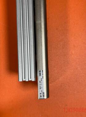 可维修日本SMC原装MXQ12B-75ZG-M9BL气缸，成色漂