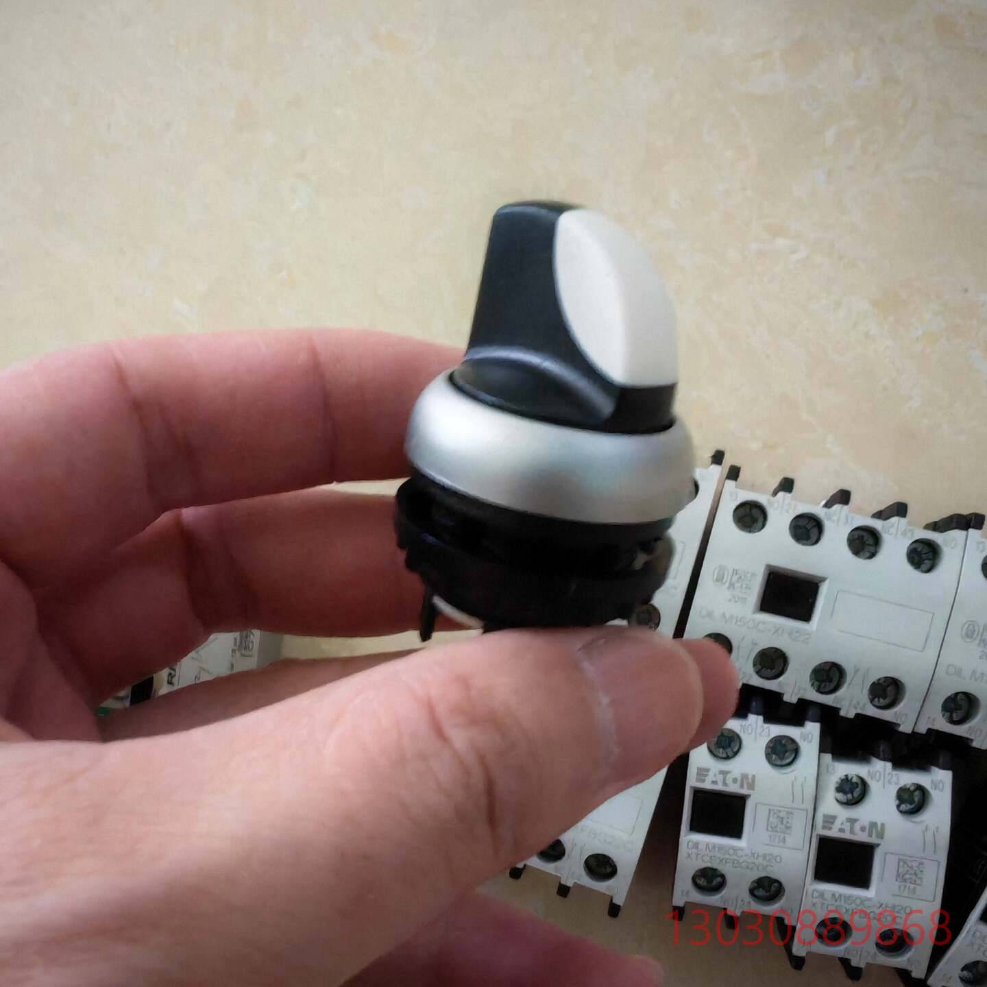 可维修全新 伊顿穆勒 M22-WRK3  三档旋钮 转换