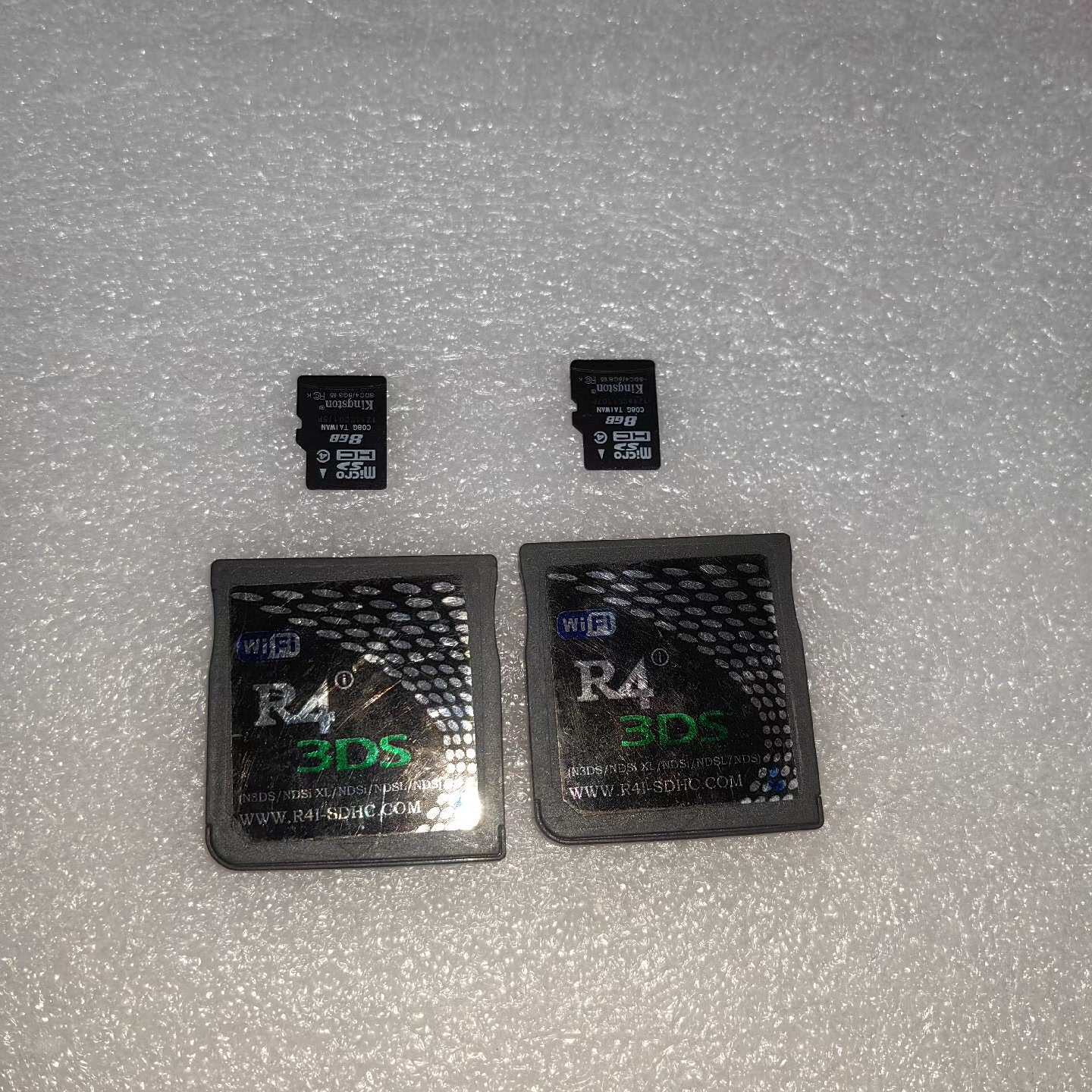 可维修3ds可以用的r4烧录卡