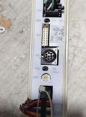 可维修IAI电动缸驱动器RCP2-C-RSGD-I-PM-0 实物