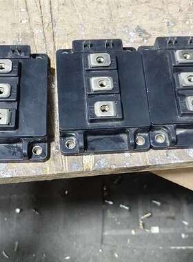 可维修2MB1300P-140模块300A  实物拍摄  成色如图