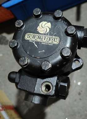 可维修桑泰克燃烧机油泵，J7CCC10014P，目测没